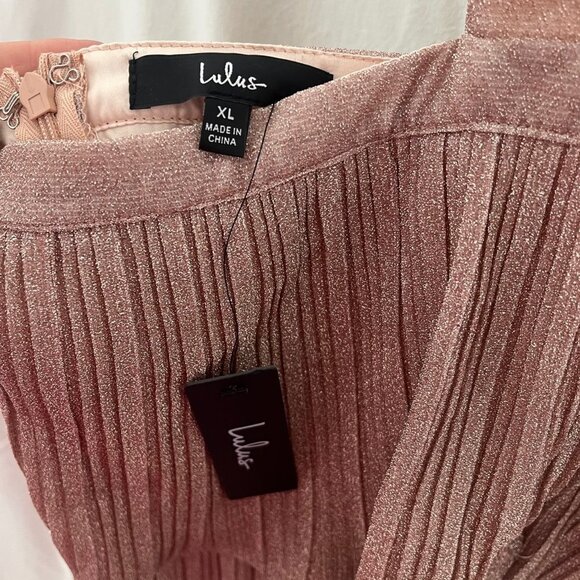 LULU’S Sweetest Soirée Blush Metallic Pleated Open Back Mini Dress, Size XL, NWT - Picture 7 of 8